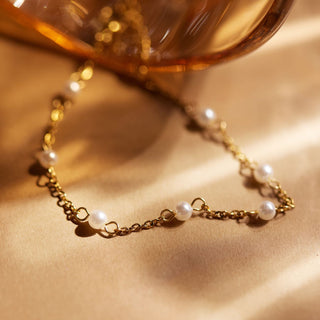 35:33 – They Will Enter Jannah, Adorned with Gold & Pearls